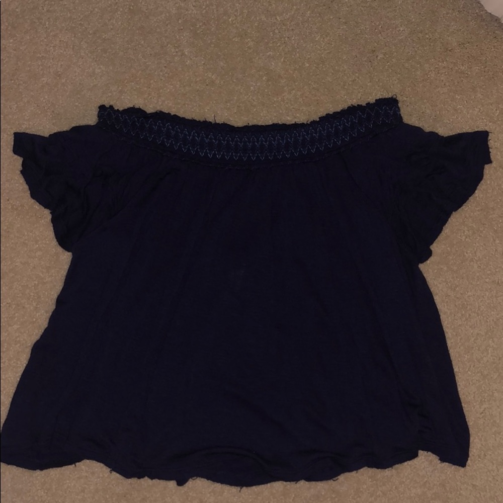 Navy top